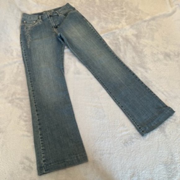 Zena Women's Embroidered Jeans 4 - Picture 1 of 14